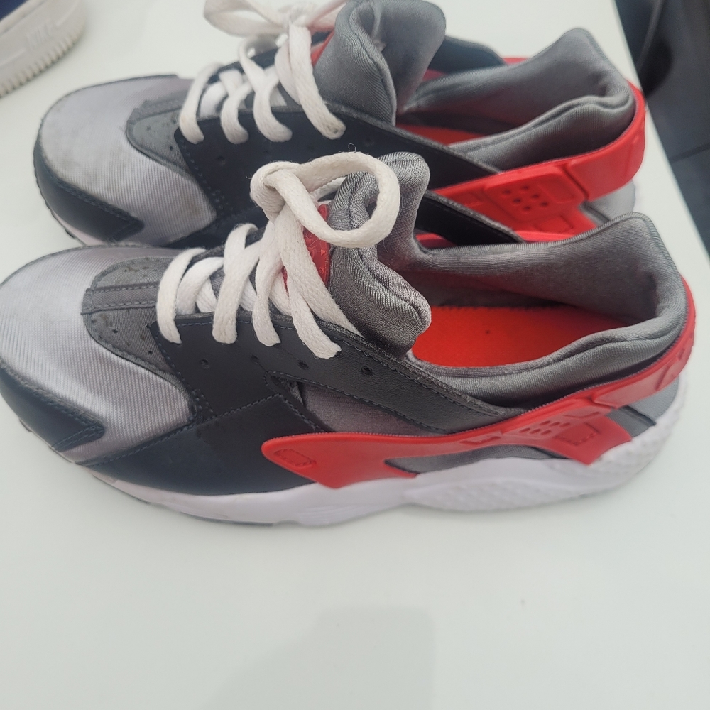 Nike Hurrache Sneakers